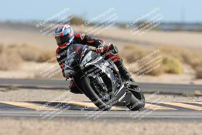 media/Nov-16-2025-Race Pace (Sun) [[8c5fa54630]]/Verified Riders/9-Turn 16 (150pm)/